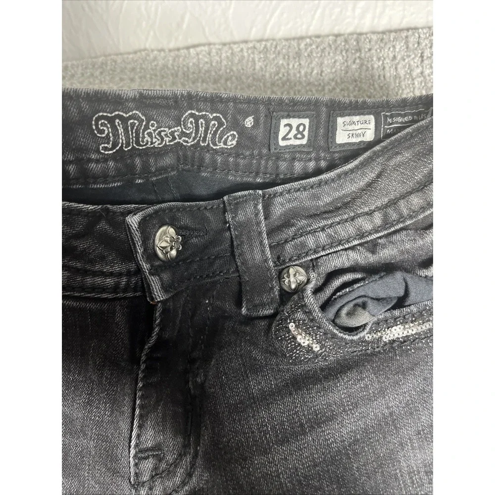 Miss Me Jeans Womens 28x30 Black Signature Skinny Embellished Pockets Bling - Picture 3 of 13
